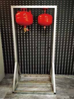 悬挂式七氟丙烷灭火装置